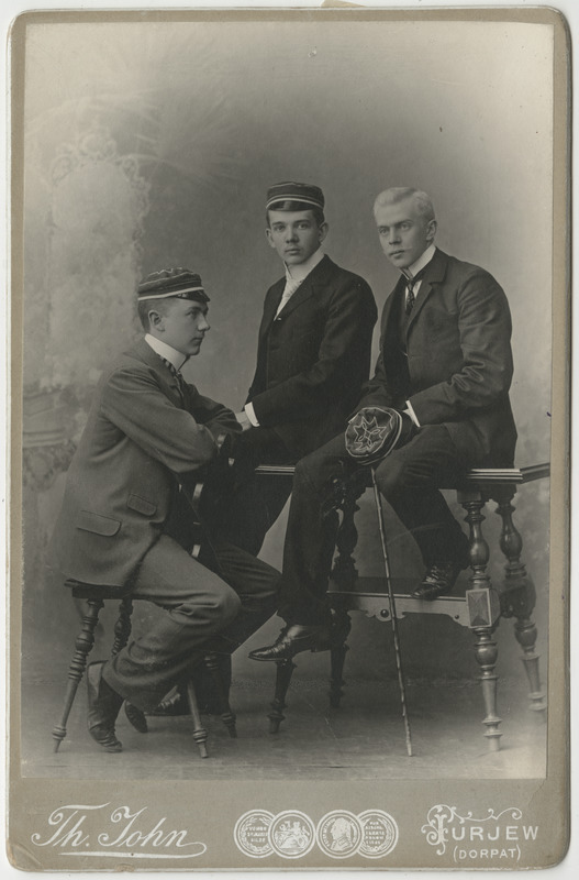 Korporatsioon "Estonia" liikmed Edgar Schmidt, Leo von Kügelgen ja Eugen Bauer, grupifoto