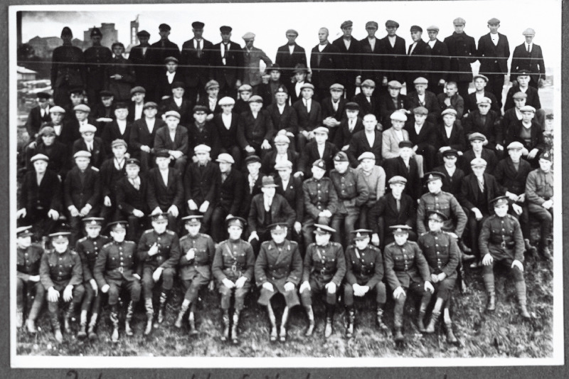 Eesti Vabariigi Scoutspataljoni 2. kompanii noorsõdurid.