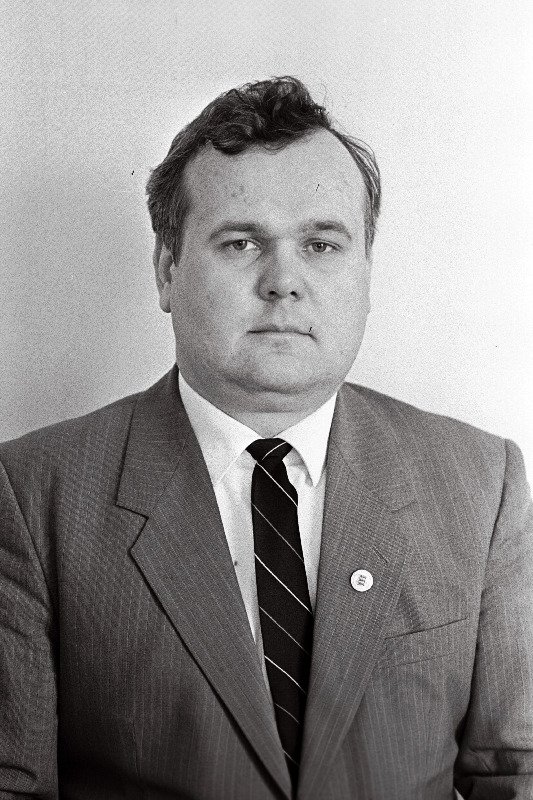 Eesti Ülemnõukogu saadikud. Heldur Peterson.