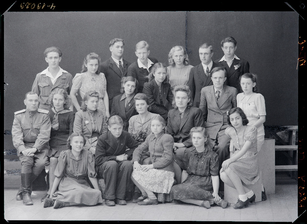Viljandi vene õppekeelega III Keskkooli VII klass.
