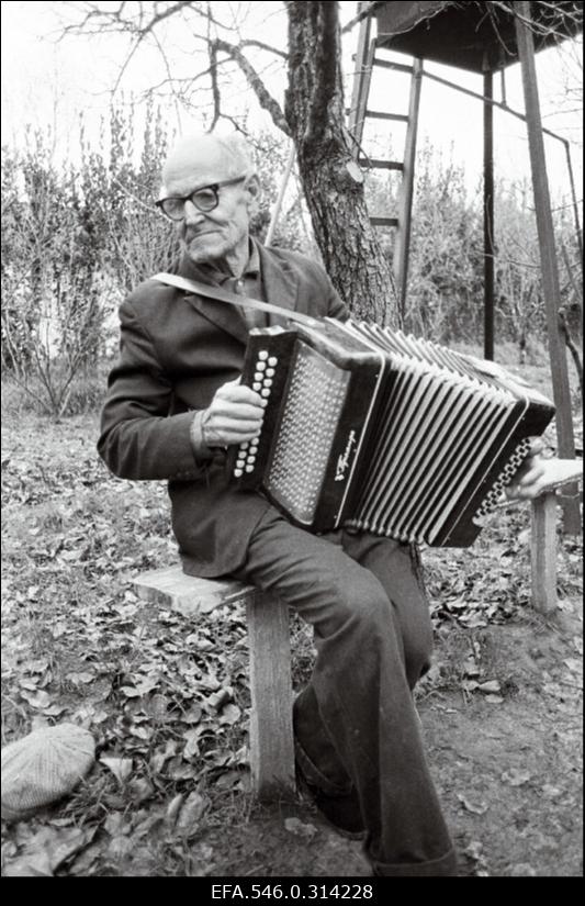 Eesti juurtega Salme ja Sulevi küla elanikud Abhaasias.