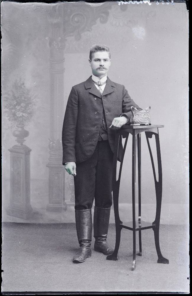 Parrik [Parik].
