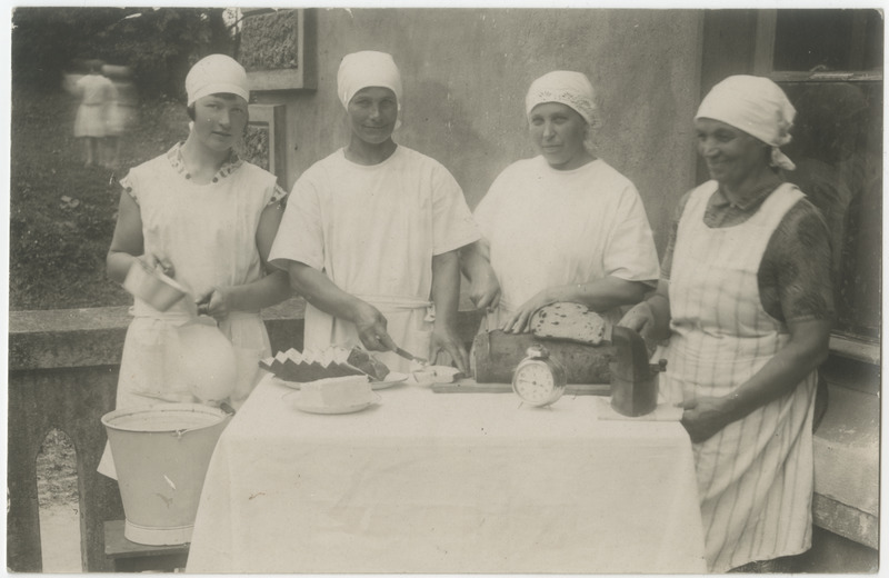 Vissi kolonii köögipere