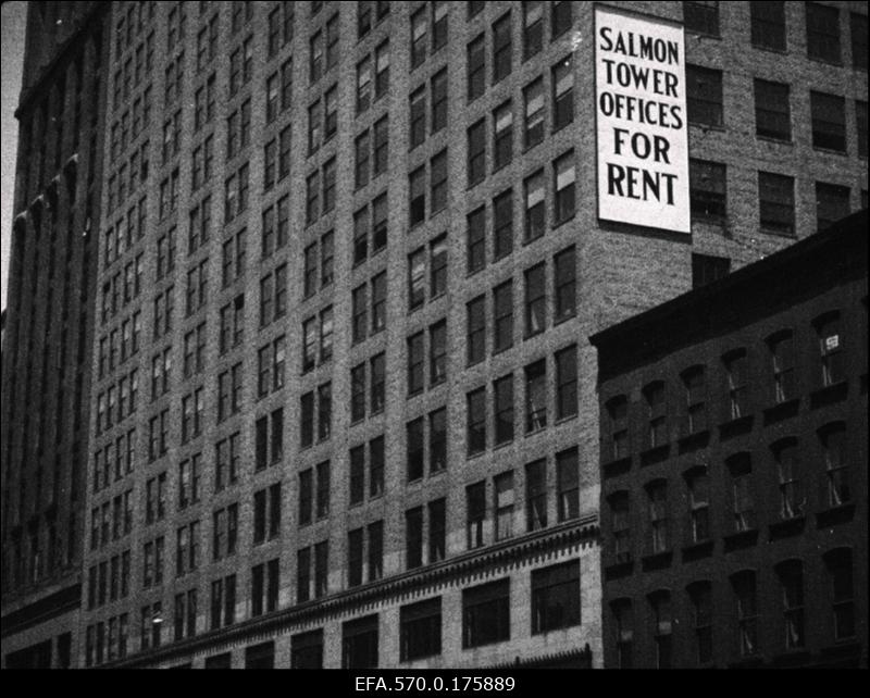 New York. Salmon Tower.