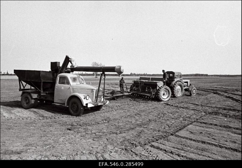 Haapsalu kolhoos "Jõud".