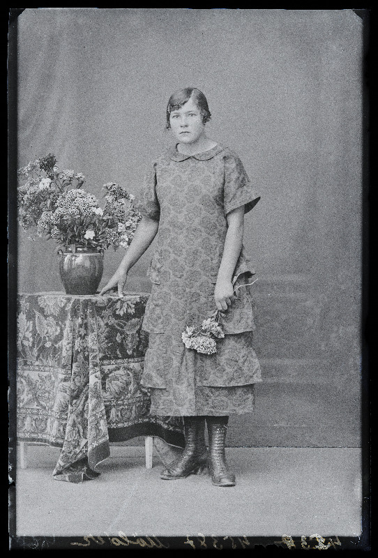 Marie Mölder, (Karula vald, Kõnnu talu).