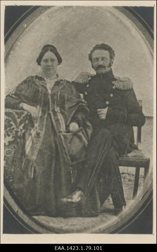 Fotokoopia Johann ja Auguste Elisabeth von Stadeni portreefotost