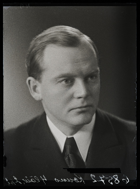 Vandeadvokaat Evald Konno.