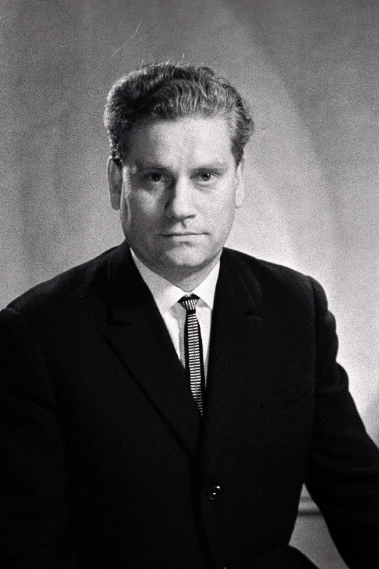 Johanson, Nikolai - Eesti NSV Ülemnõukogu seitsmenda koosseisu saadik.