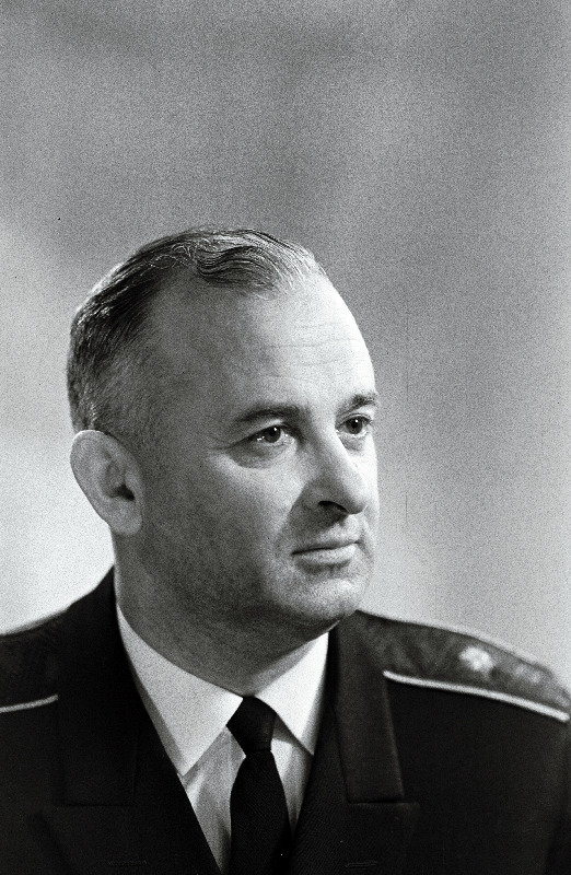 Beljajev, P. - Eesti NSV Ülemnõukogu seitsmenda koosseisu saadik.