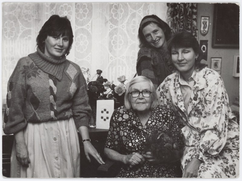 Meeta Trantmann-Viks endiste õpilastega