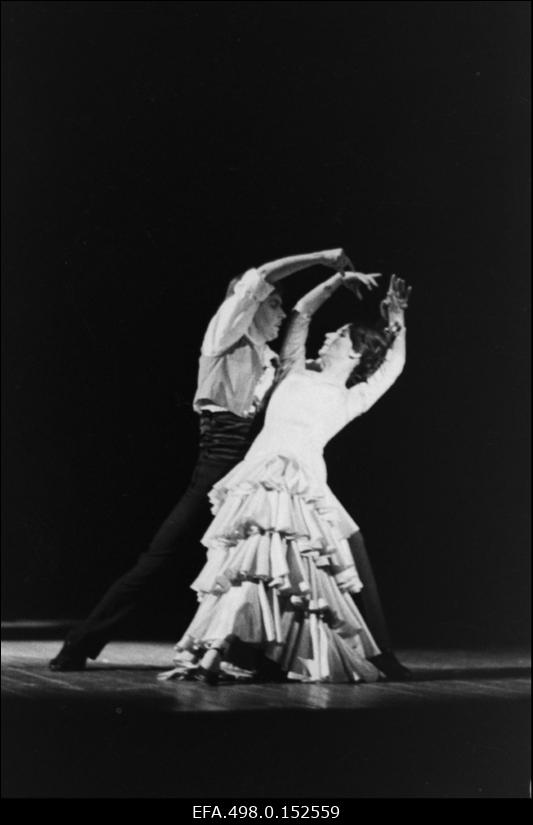 Stseen M. Raveli muusikale loodud balletist Hispaania rapsoodia RAT Vanemuises Naine - Regina Tõsko ja Mees - Ülo Vilimaa.