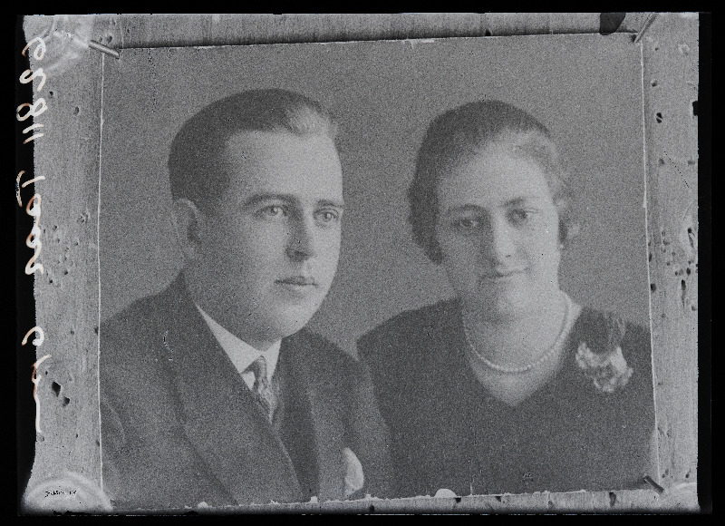 Mees ja naine, (22.11.1934 fotokoopia, tellija Taar).
