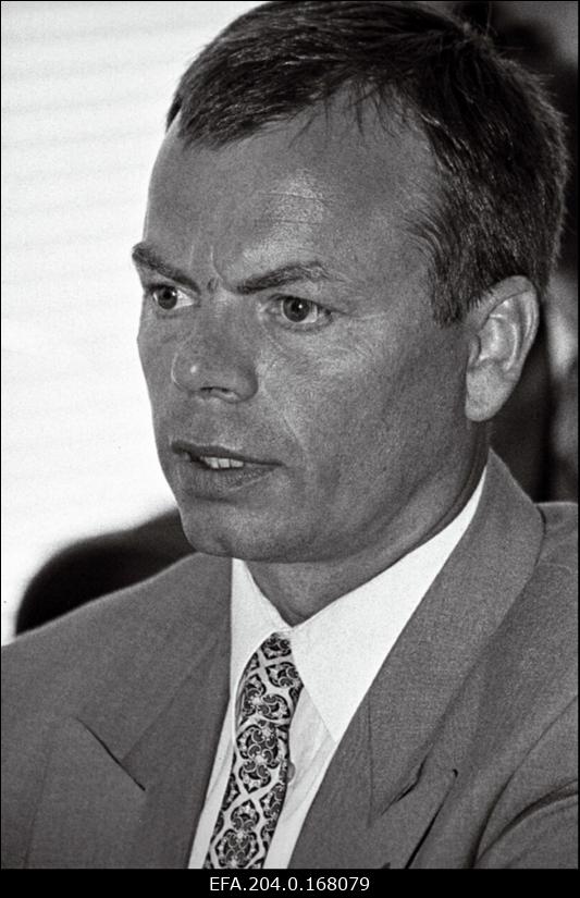 Mõis, Jüri - Hansapanga peadirektor.