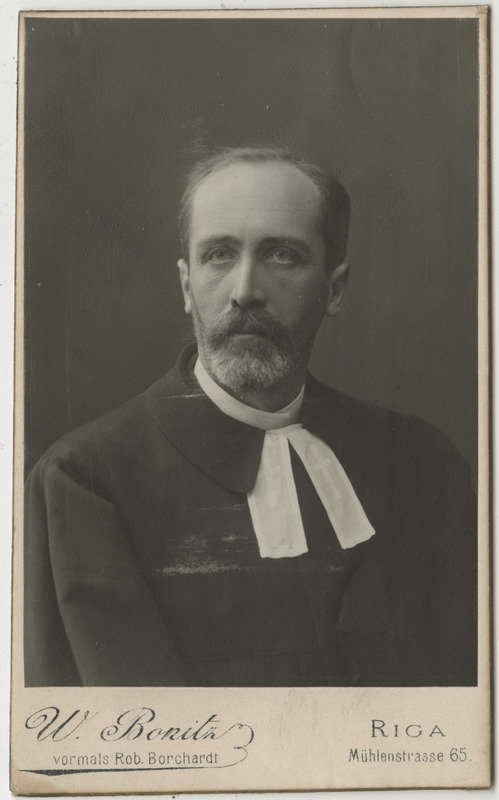 Pastor Alexander Busch, portreefoto