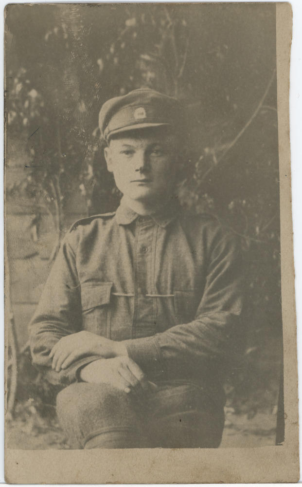 Oskar Augla, portreefoto