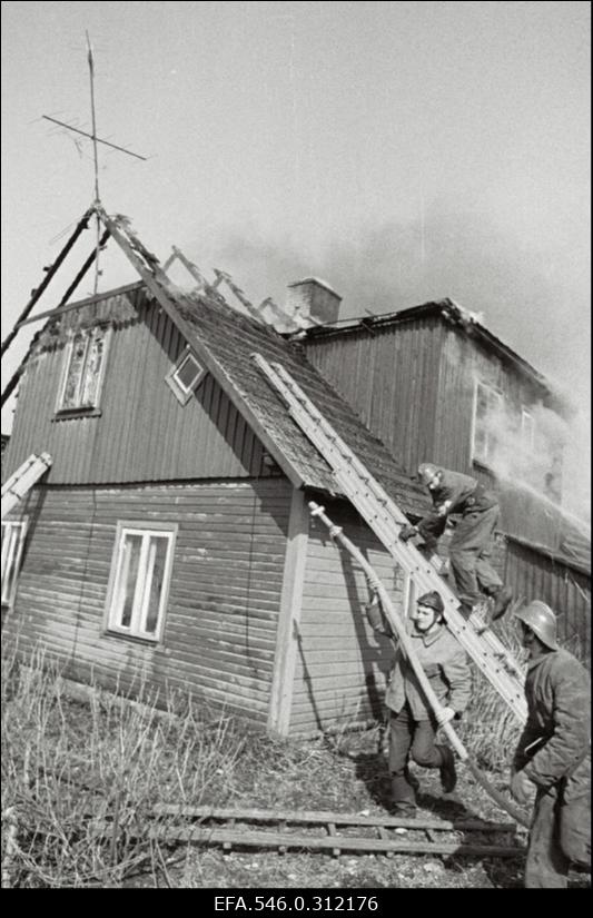 Tuletõrje vm (sõjaväestatud).