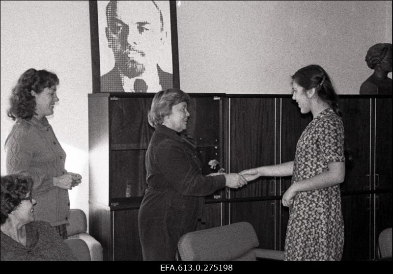 Klementi kvalifikatsioonieksamil M. Delski jt, õmbluskombinaat, E. Kuusarule (õppekombinadis).