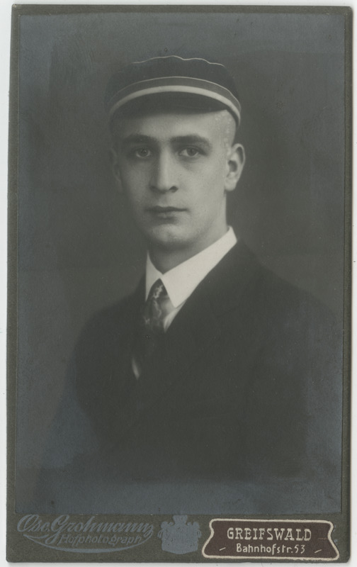 Korporatsioon "Estonia" liige Magnus Weiß, portreefoto