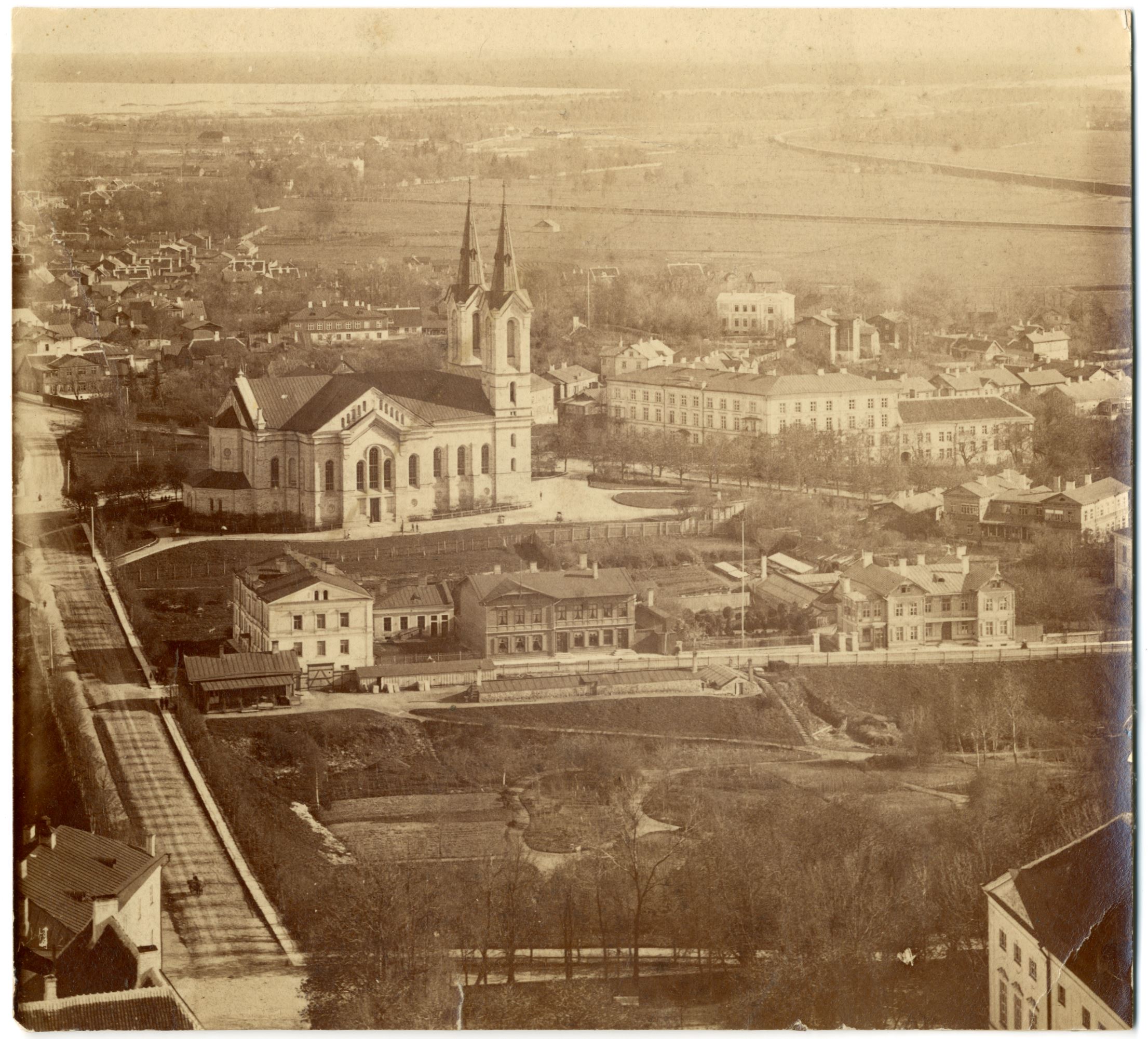 TLA 1465 1 84 vaade Toompea poolt 1892 fotogr Bernhard Lais - Vaade Toompea poolt