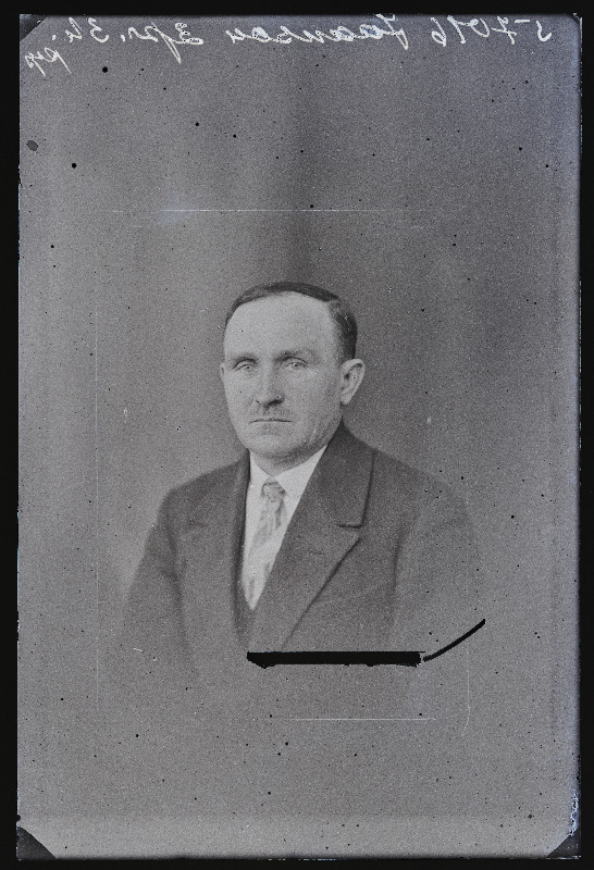Jaanson.