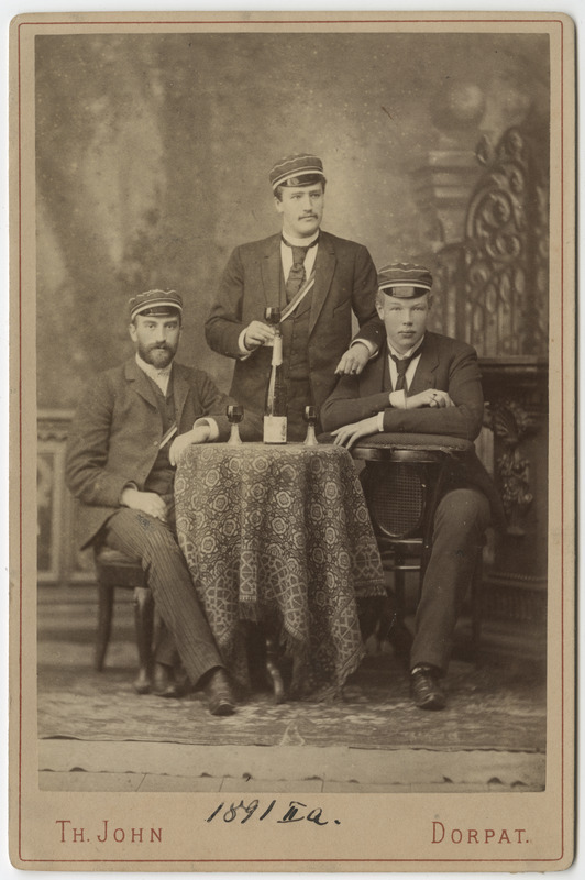 Osa korporatsiooni "Livonia" 1891. a II semestri värvicoetusest, grupifoto