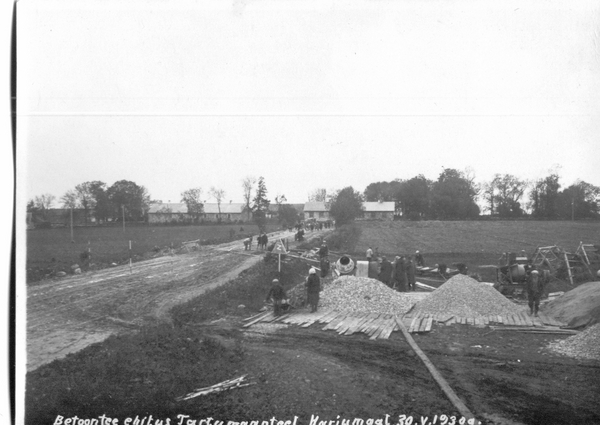 Foto Tsementbetoontee ehitus