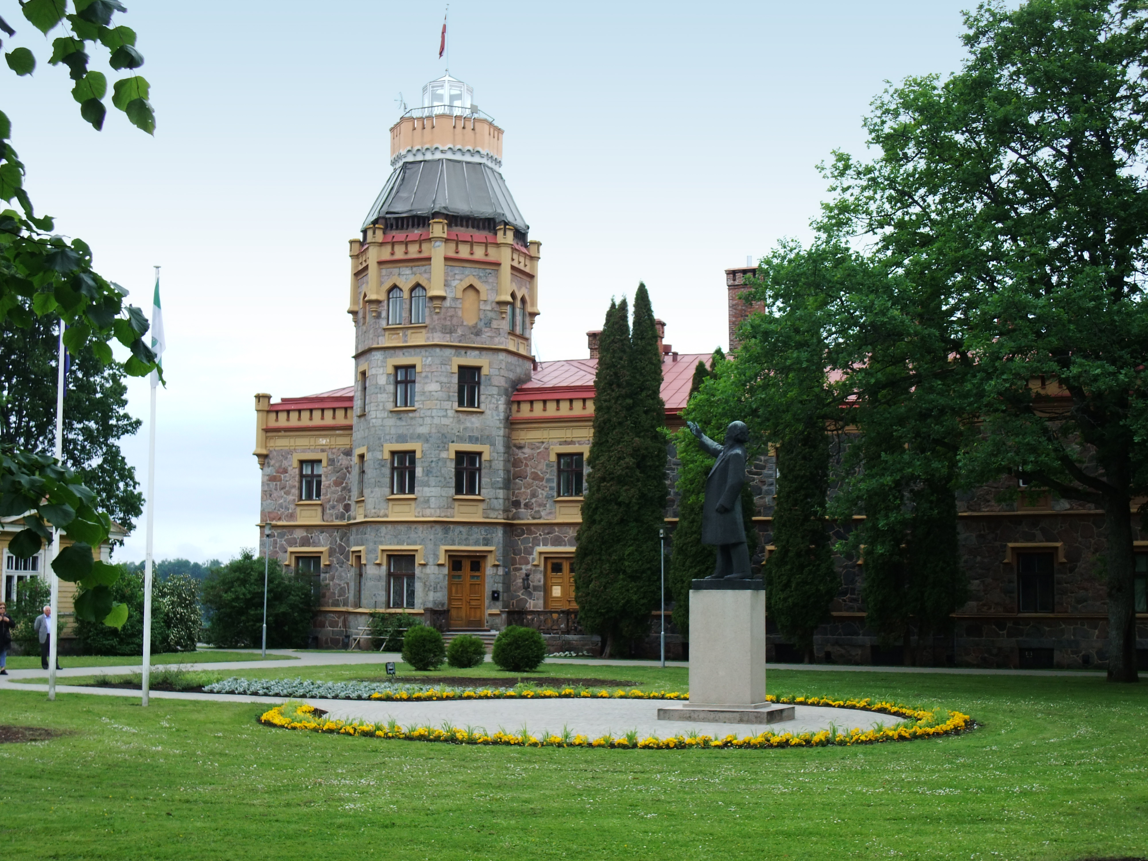 Sigulda-Neues Schloss01 - New Sigulda Castle in Latvia