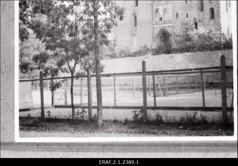 Koht Tartu Toomel, kus toimusid 1917.a. Tartu esimesed miitingud.