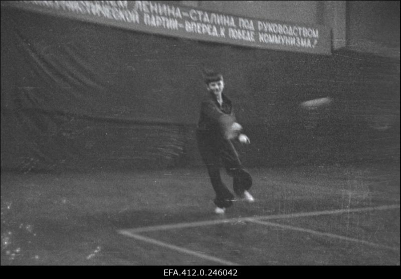 Tallinna ja Leningradi noorte demonstratsioon-võistlused tennises.