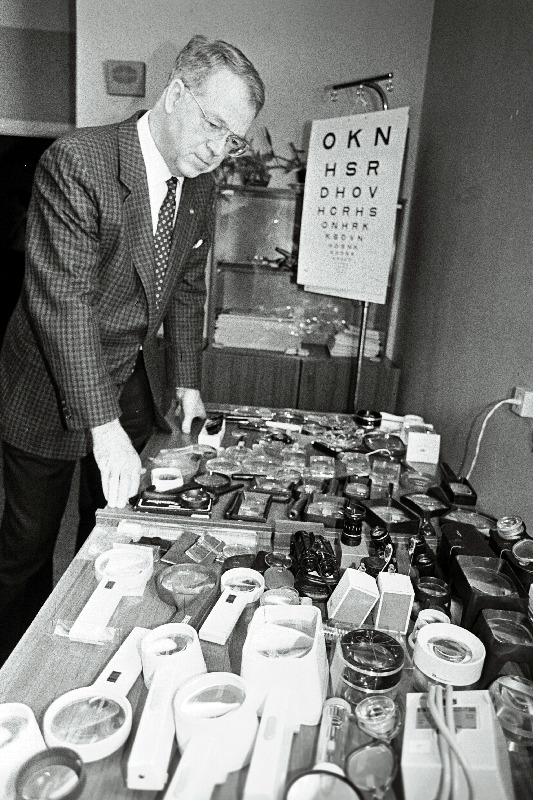 Rootsi silmaarst Tord Jerndal Tallinna Silmakliiniku rehabiliteerimiskeskuses.