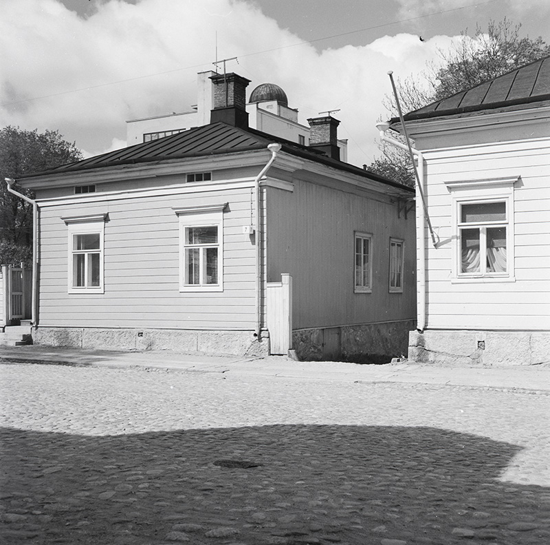 Henrikinkatu 7
