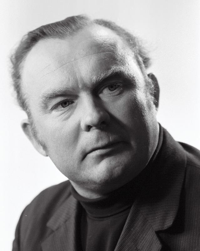 Sepp, Edgar - kolhoosi Võit esimees.