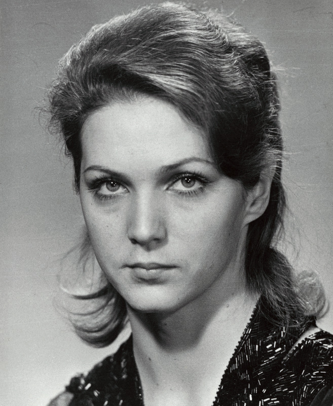 Virginia osatäitja - Moskva näitleja Nadežda Hill.