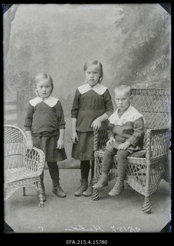 Lapsed, (foto tellija Kuld).