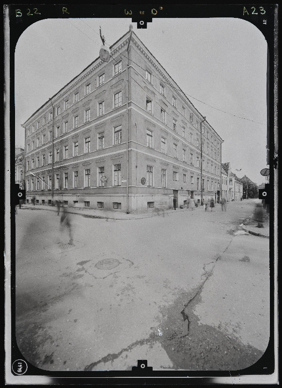 Tartu, elamukvartal 12K. Fassaadide stereofotogramm-meetriline mõõdistamine.