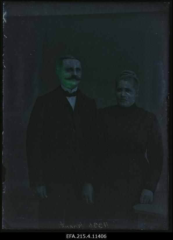Jüri Kraut abikaasaga.