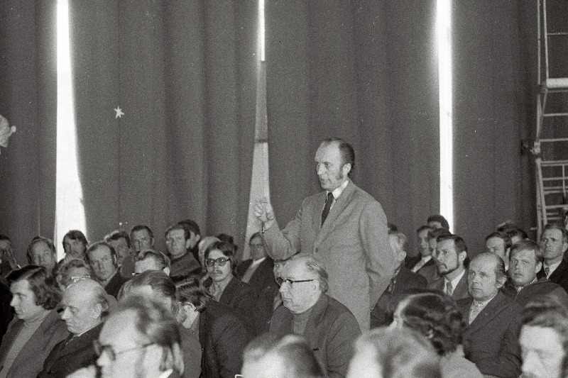 Õppekombinaat LKV saalis.