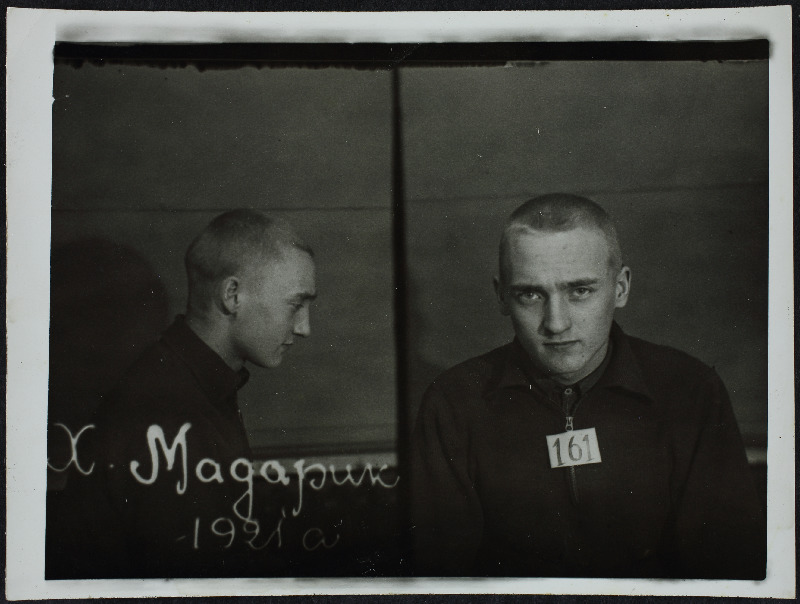 Vangifoto Madarik, Helmut Juhani p. (s. 1921) ja teiste uurimistoimikust.