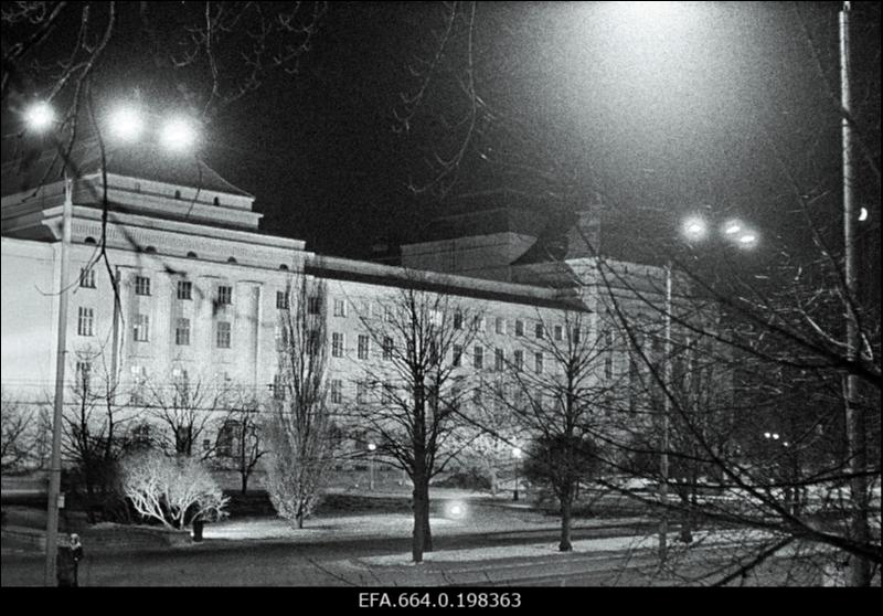 Öine vaade teatrile Estonia.