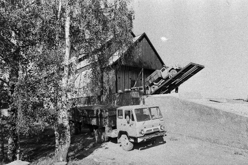 Paide rajooni V. I. Lenini nimelise Kolhoosi Anna osakonna viljakuivati.