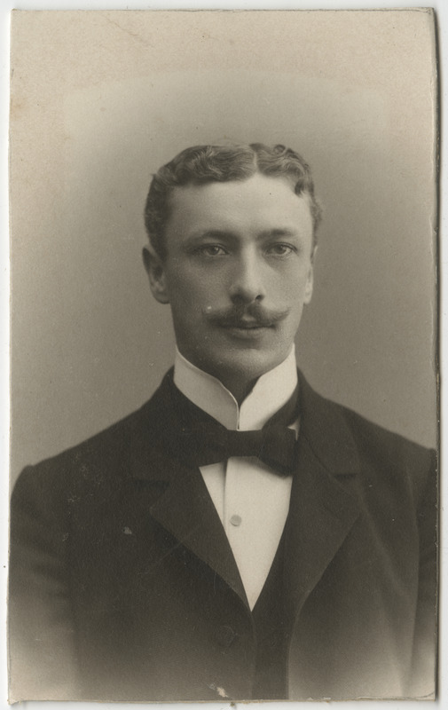Korporatsiooni "Livonia" liige Heinrich von Stryk, portreefoto