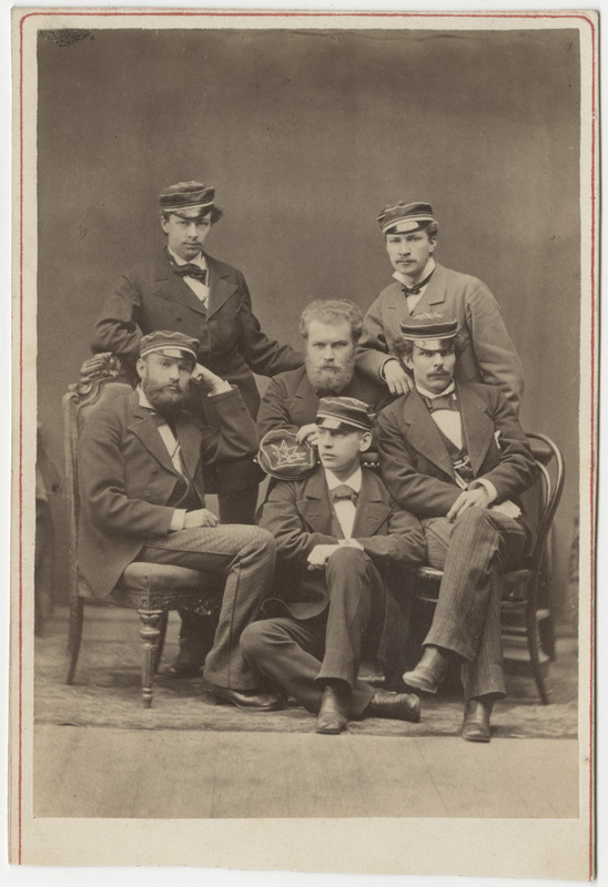 Osa korporatsiooni "Livonia" 1879. a I semestri värvicoetusest, grupifoto