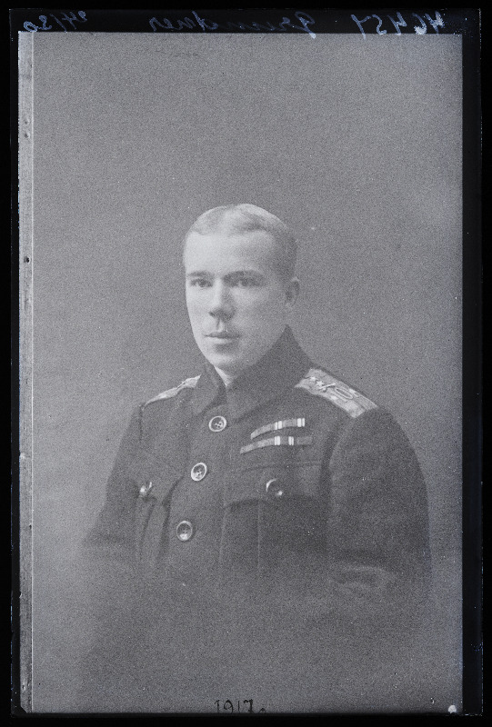 Vene sõjaväe 101. suurtükiväepolgu staabikapten Grundner, ( 20.03.1926 fotokoopia).