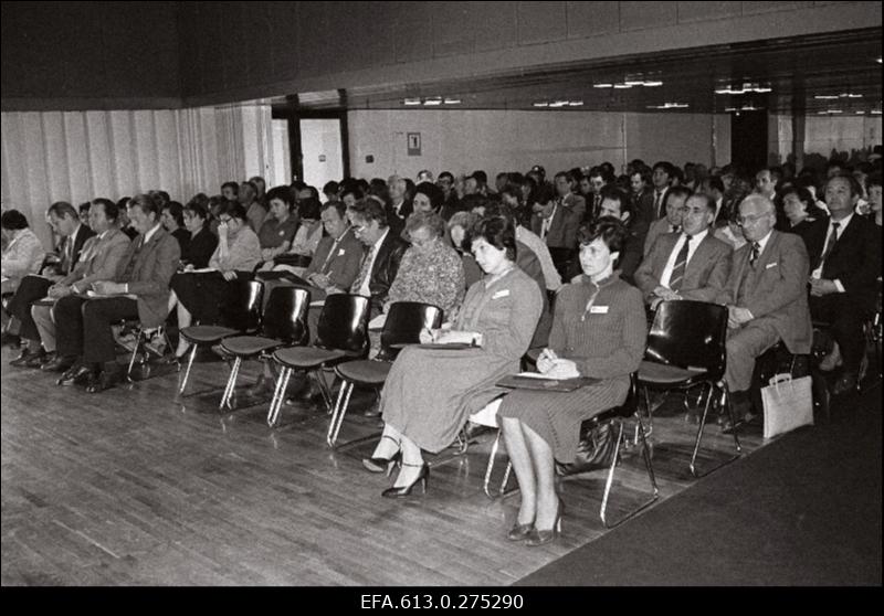 Üleliiduline konverents jäätmete kasutamisest.
