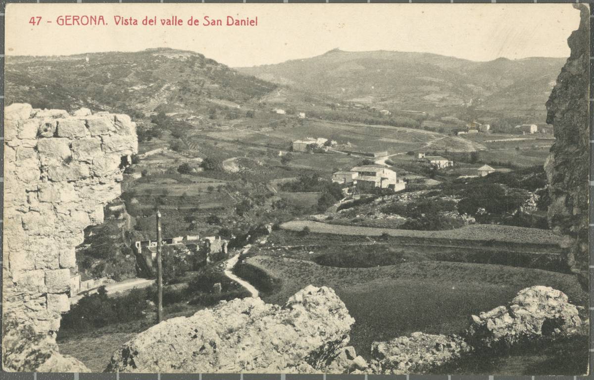 47-Gerona. View of the valle of San Daniel - View of the valley of San Daniel from Torre Gironella.