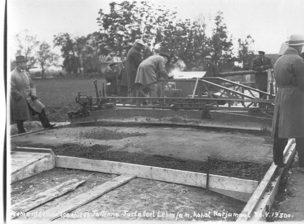 Foto Tsementbetoontee ehitus