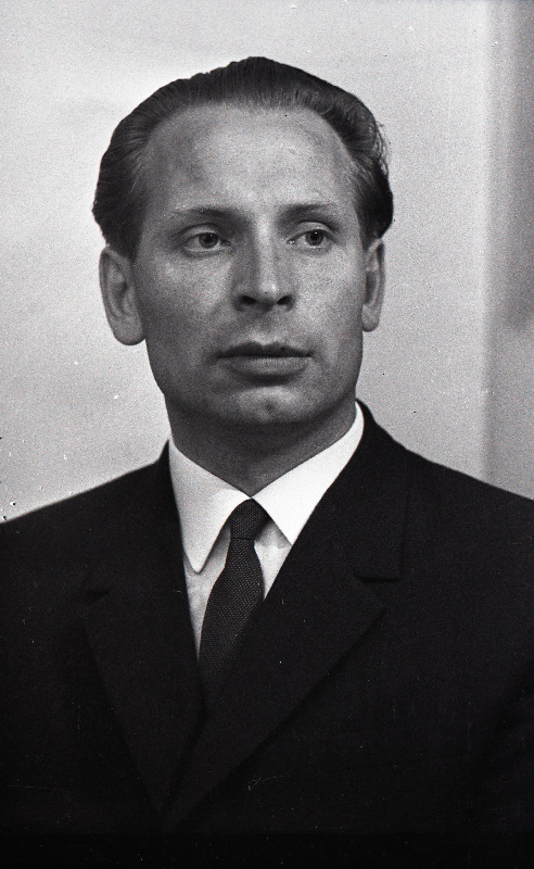 Sepp, Heino – Eestimaa Kommunistliku Partei Kalinini Rajooni Komitee sekretär.