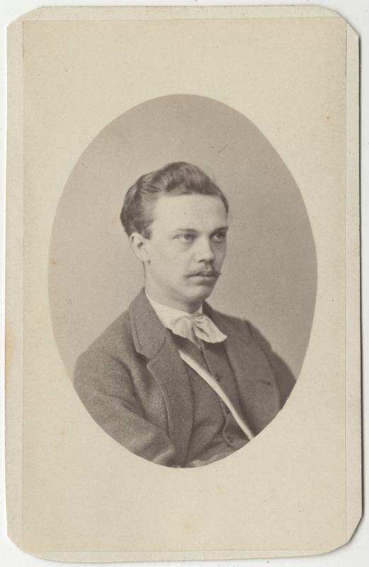 Korporatsioon "Estonia" liige parun Alexander Meyendorff, portreefoto