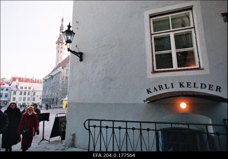 Karli kelder Voorimehe tänaval.